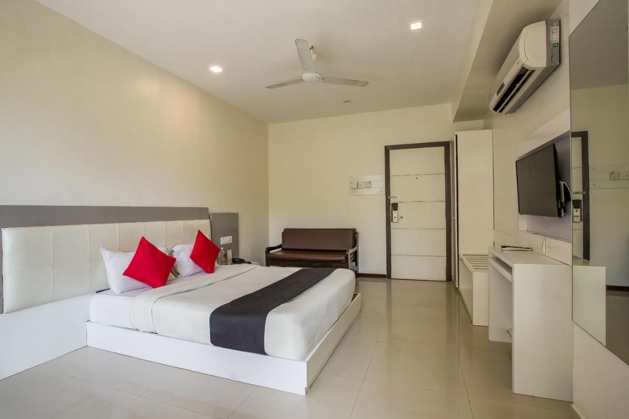 Capital O 35557 Hotel Aura Mumbai Luaran gambar